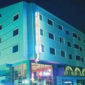 Hotel Luna Arabial, Granada